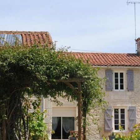 La Poussardiere Saint-Martin-sous-Mouzeuil Bagian luar foto